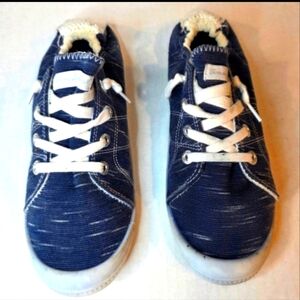 TOMMY BAHAMA  Blue Denim Lace-Up Casual Sneakers with White Stitching
